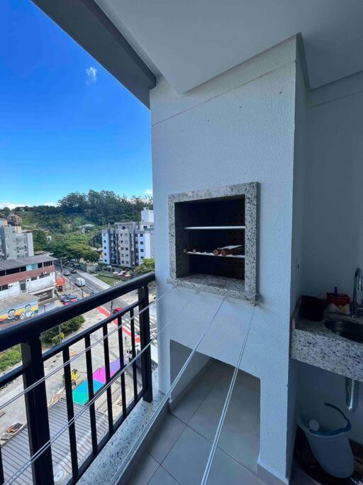 Apartamento 2 Suites Com Piscina E Churrasqueira, Ao Lado Da Ufsc ฟลอเรียนอโปลิส ภายนอก รูปภาพ