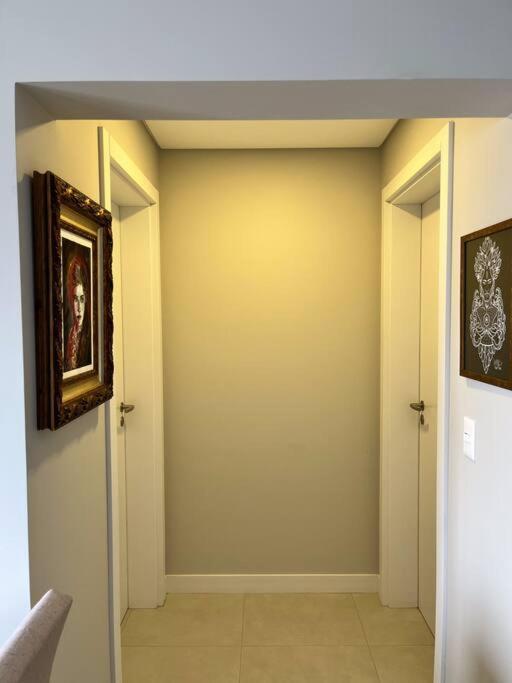 Apartamento 2 Suites Com Piscina E Churrasqueira, Ao Lado Da Ufsc ฟลอเรียนอโปลิส ภายนอก รูปภาพ