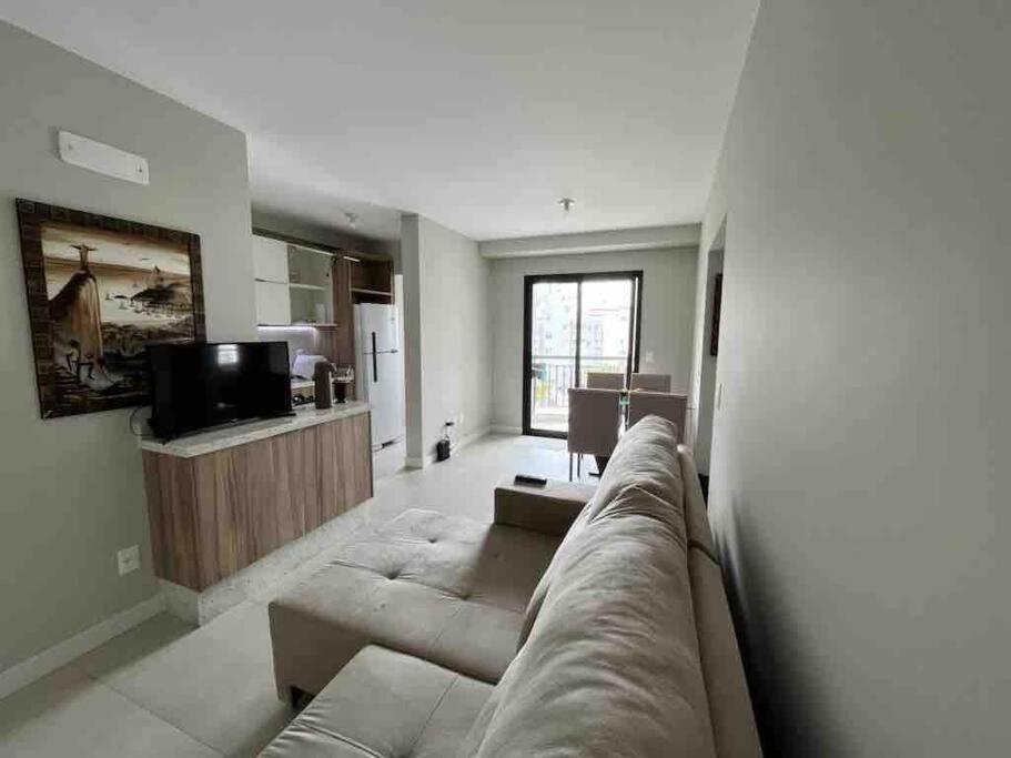 Apartamento 2 Suites Com Piscina E Churrasqueira, Ao Lado Da Ufsc ฟลอเรียนอโปลิส ภายนอก รูปภาพ